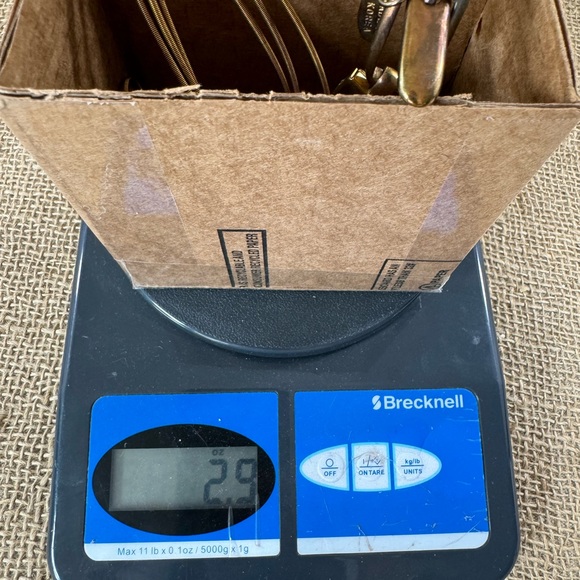 Vintage 1980’s women’s designer Motion East metal stretch belts S-M 30-34 inch - Picture 10 of 12